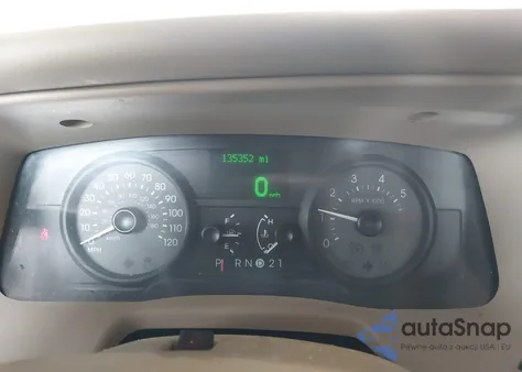 2007 Mercury Grand Marquis Ls z USA, uszkodzony, nr VIN 2MEFM75VO7X626427